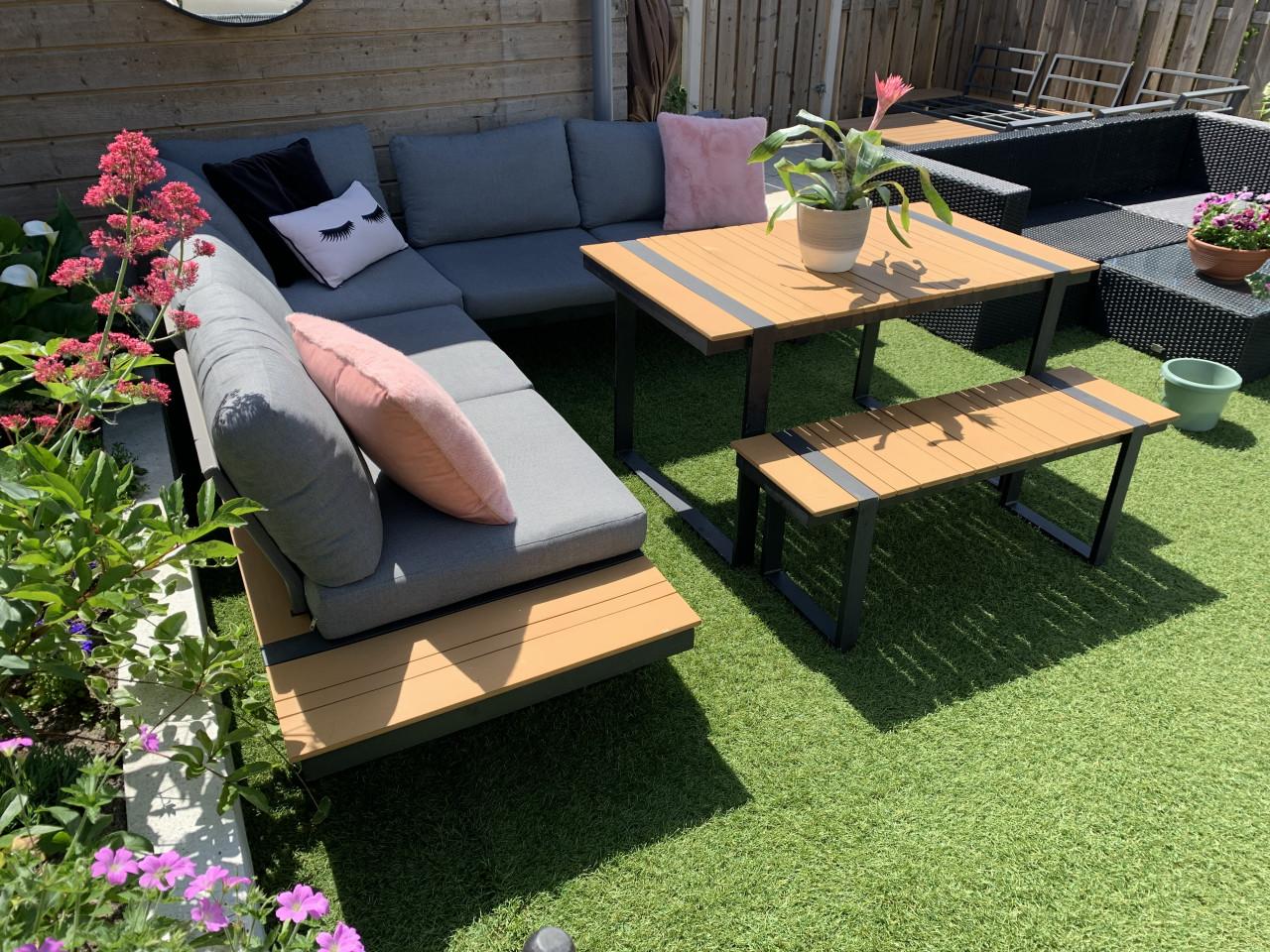 Loungeset met hoge tafel en lage tafel, bankje