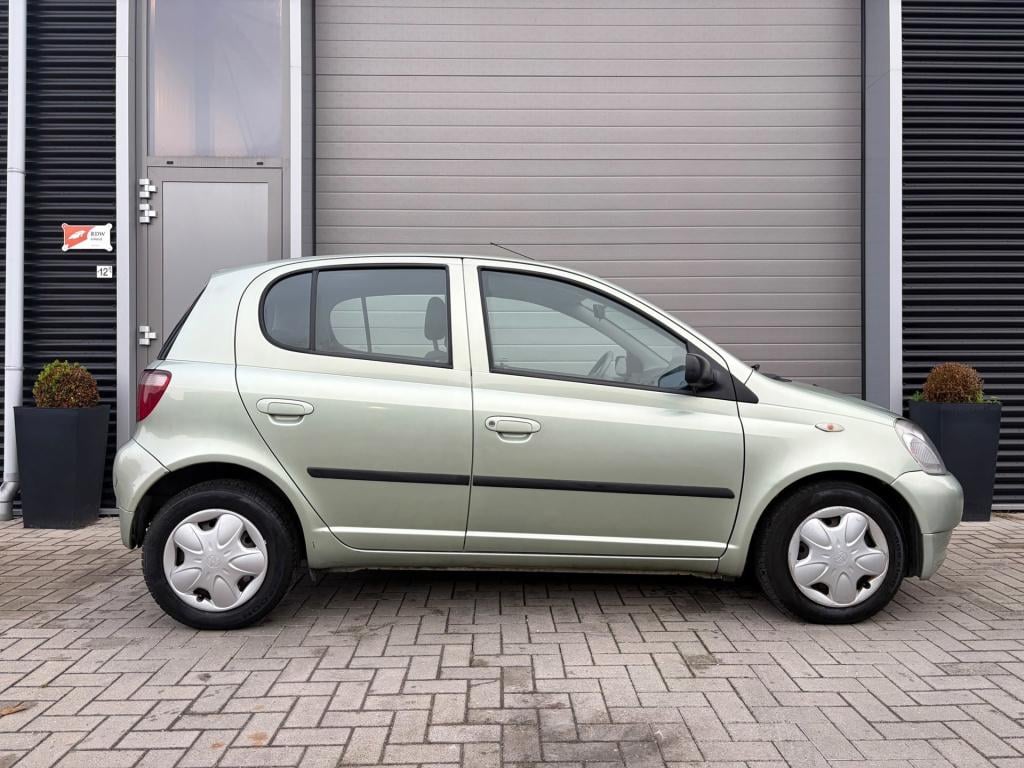 Toyota Yaris 1.3-16v vvt-i sol/automaat/94.000 nap/airco/