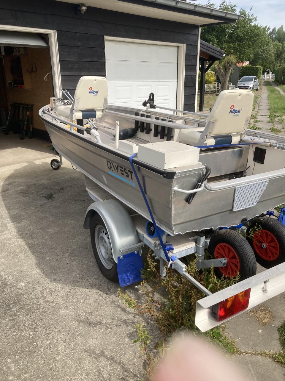 Aluminium boot + trailer