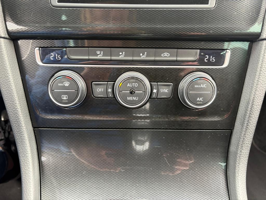 Volkswagen Golf 1.4 tsi gte connected series