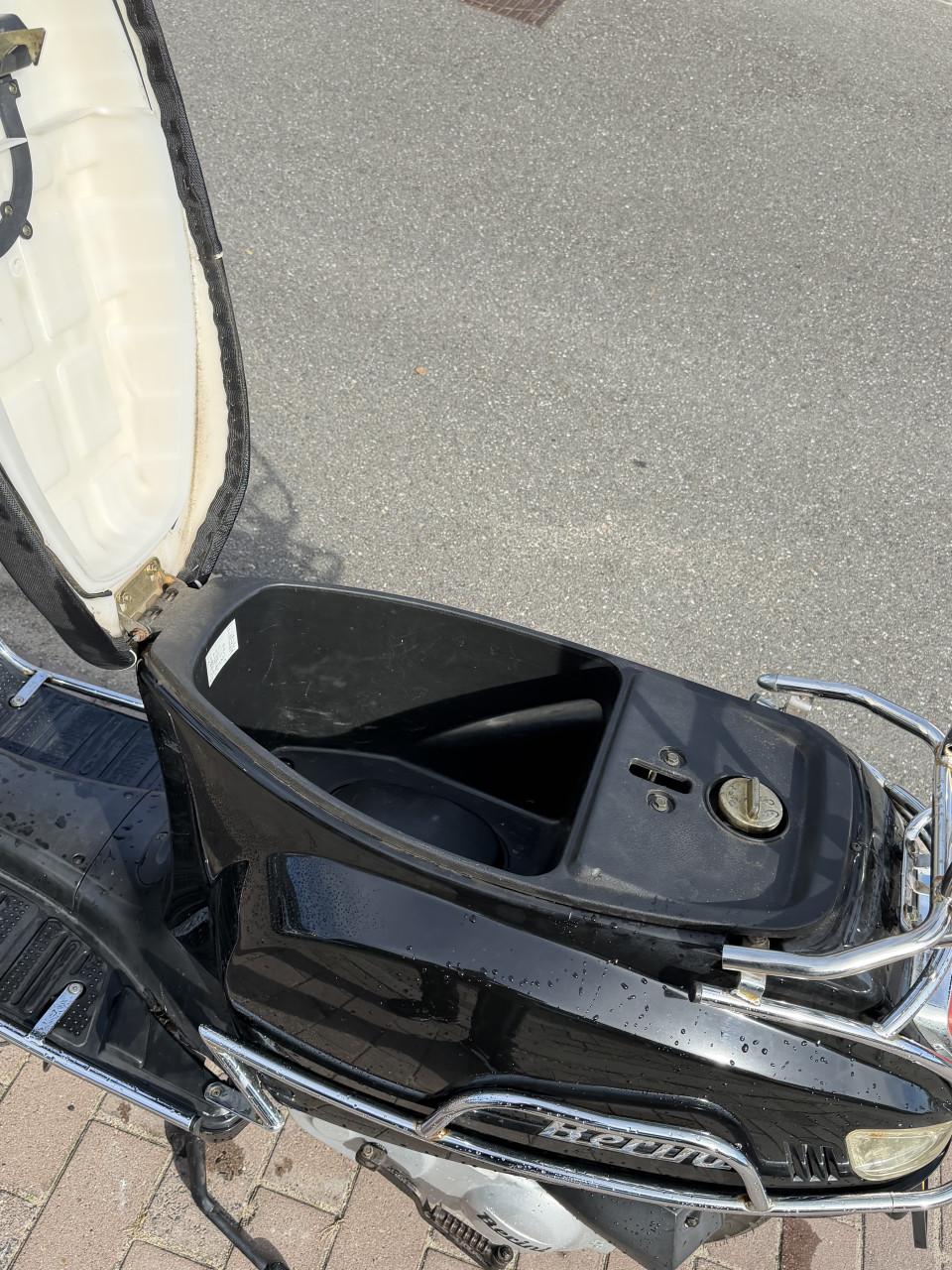 Berini Napoli scooter Bromscooter 45 km/u – 2017 – 5100 km