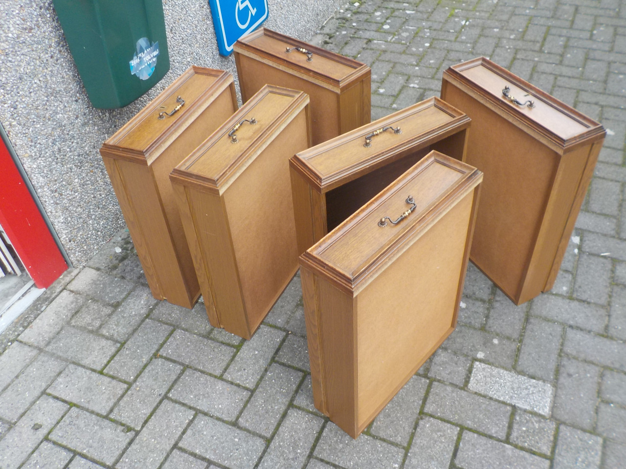 Mooie kwaliteit jaren '70  eiken bureau in zeer goede staat