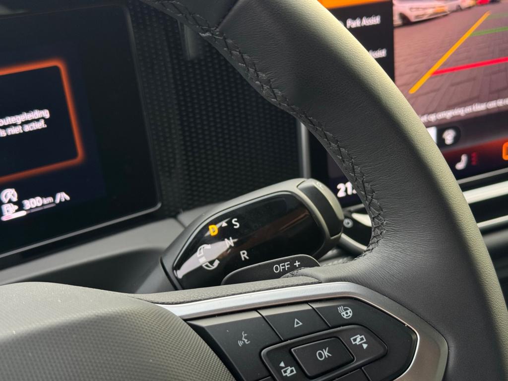 Volkswagen Tiguan 1.5 tsi goal * acc * 360 camera * trekhaak * lane + side 