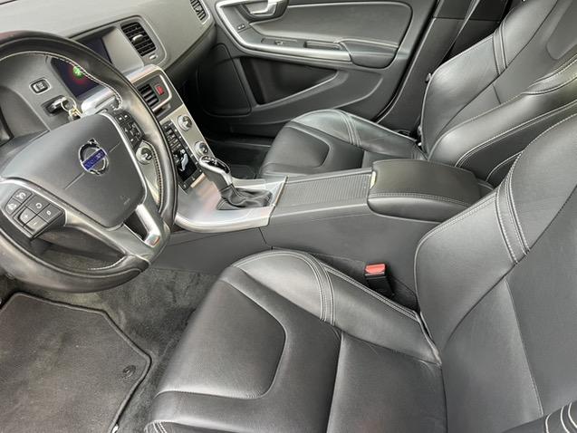 Volvo S60 1.5 t2 polar+ dynamic | automaat | nav | leer | 17"lmv