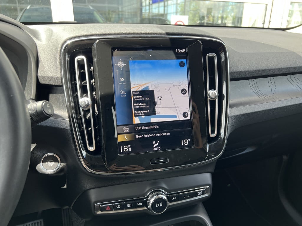Volvo XC40 t4 211pk recharge plus bright| adap.cruise| leder| trekhaak| cam
