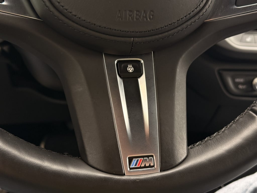 BMW 1 Serie 118i executive m-sport | stoelverwarming | led | stuurverwarmin