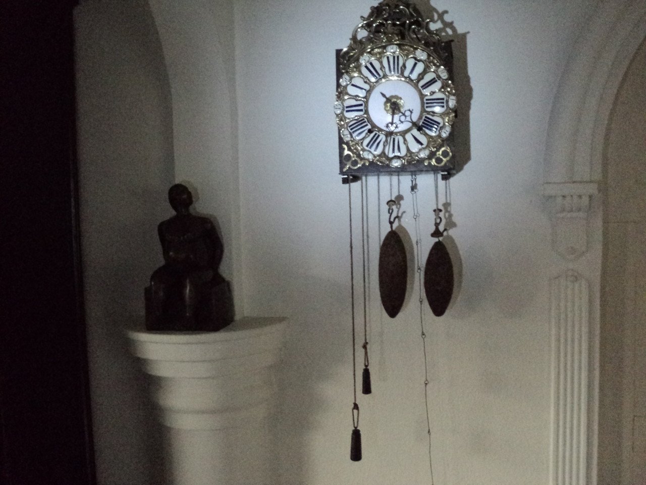 Schitterend klein antieke CARTOUCHE comtoise klokje 1740