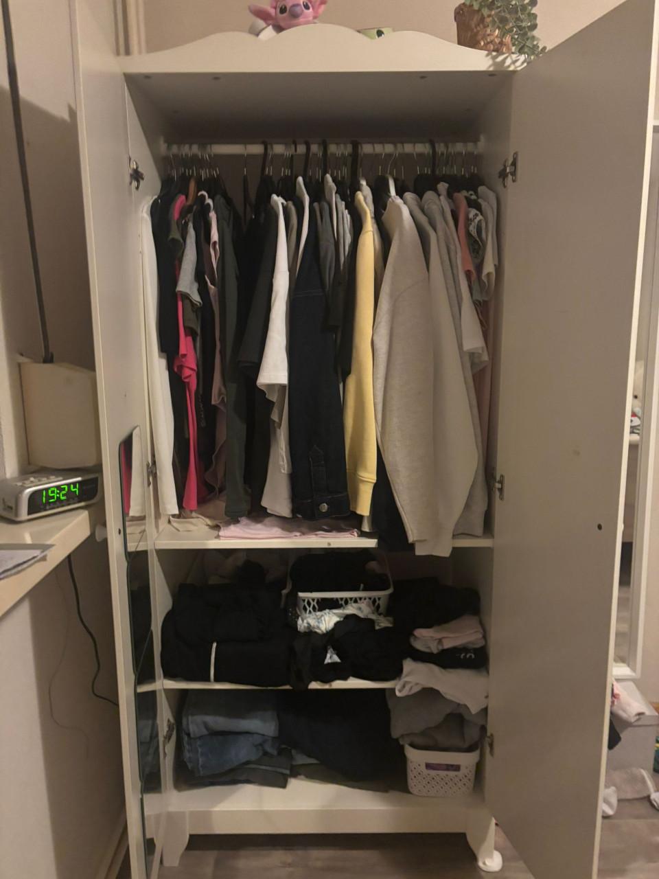 Leuke set kinderkamerkasten/kinderkledingkast