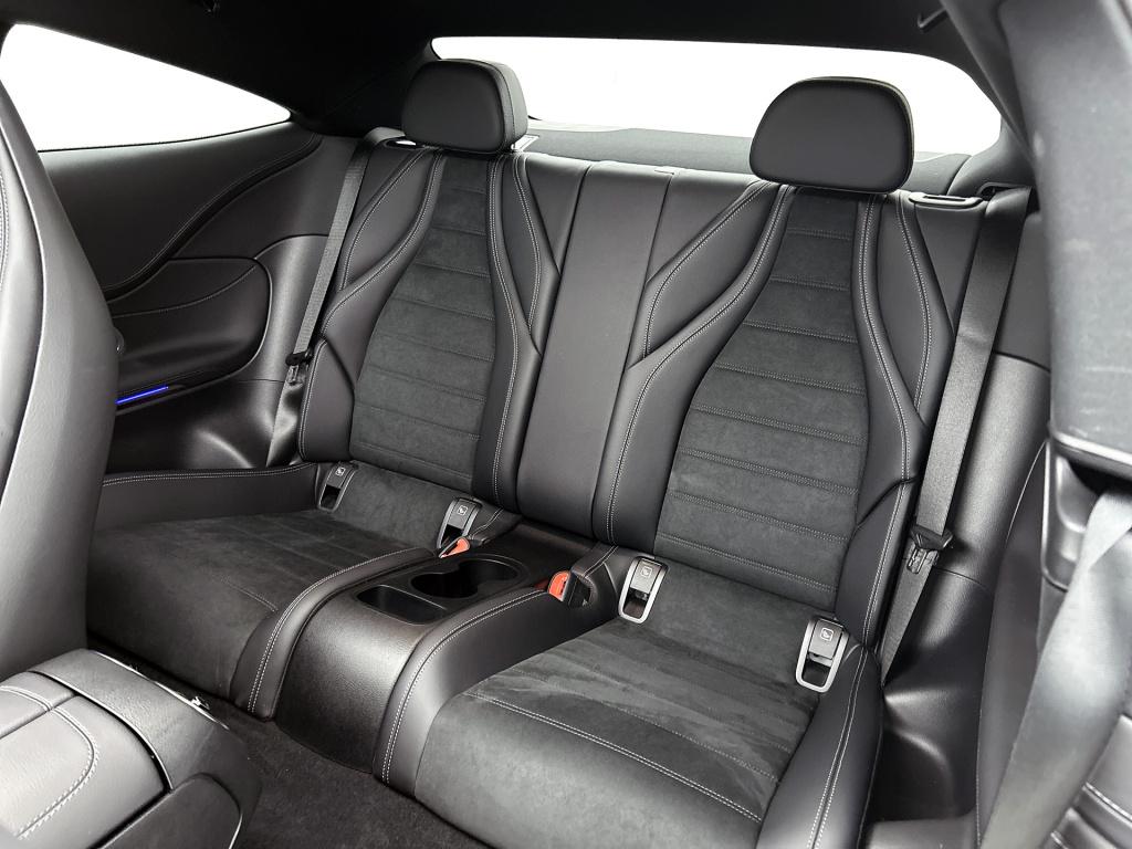 Mercedes-Benz Cle coupé 300 e amg plug-in hybride trekhaak | digital licht 