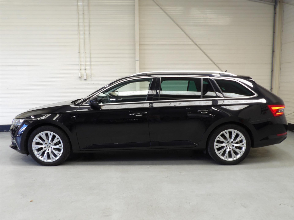 Skoda Superb combi 1.4 tsi phev 217pk dsg-6 style