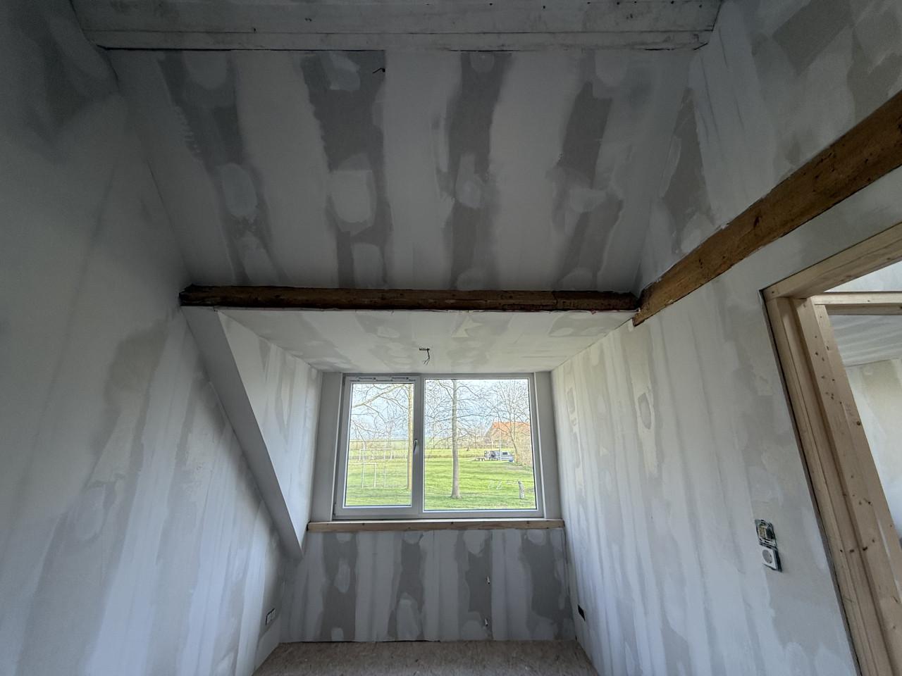 Naden smiren En Stukadoor Tel.0685004348