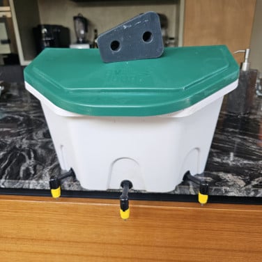 Waterbak voor kippen AviAqua