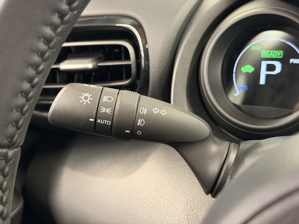 Toyota Yaris 1.5 hyb. dynamic| adap.cruise| camera| climate| keyless