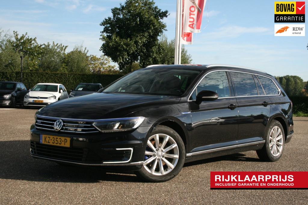 Volkswagen Passat variant 1.4 tsi gte connected series plus