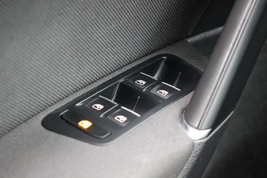 Volkswagen Golf 2.0 tsi gti | pano. | dynaudio