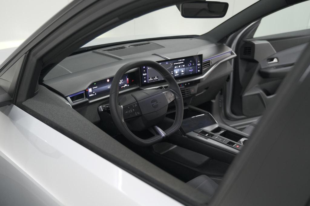 Opel Grandland 1.2 turbo 145 hybrid gs | nieuw model | camera | apple carpl