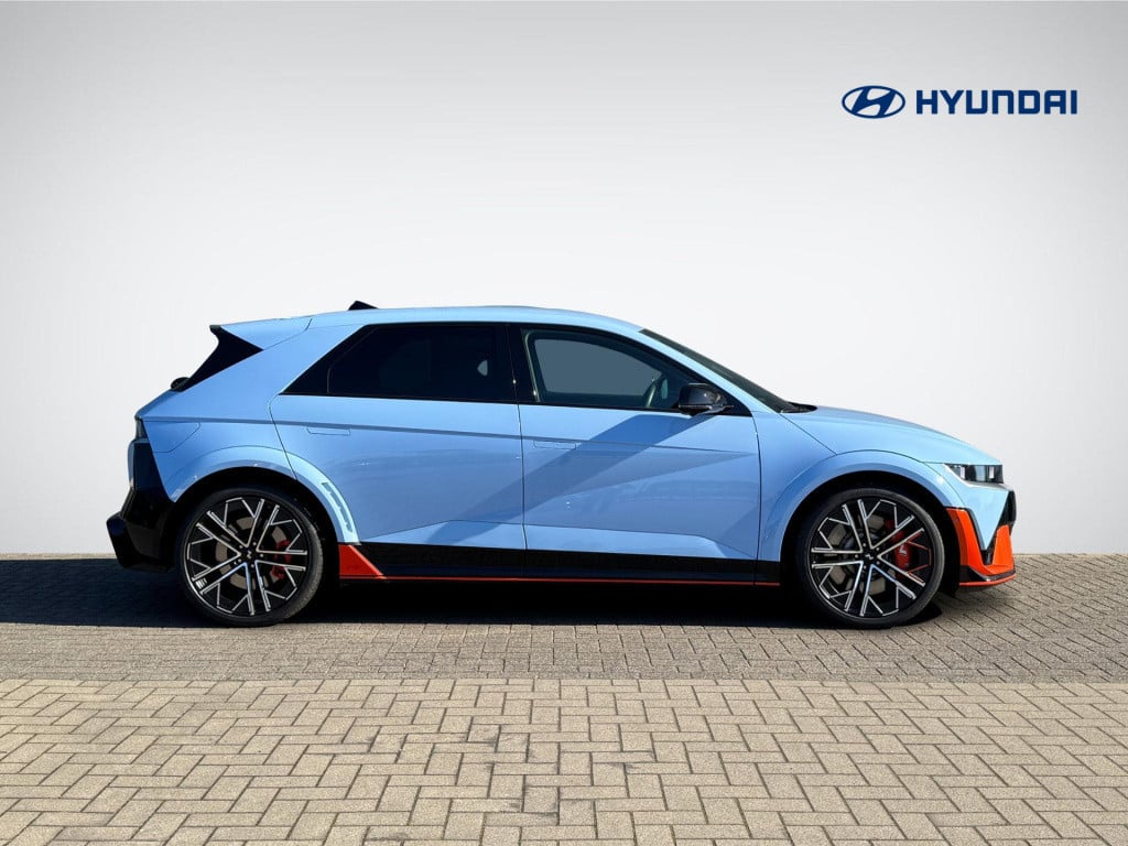 Hyundai Ioniq 5 n awd 84 kwh direct beschikbaar! | performance blue | schaa