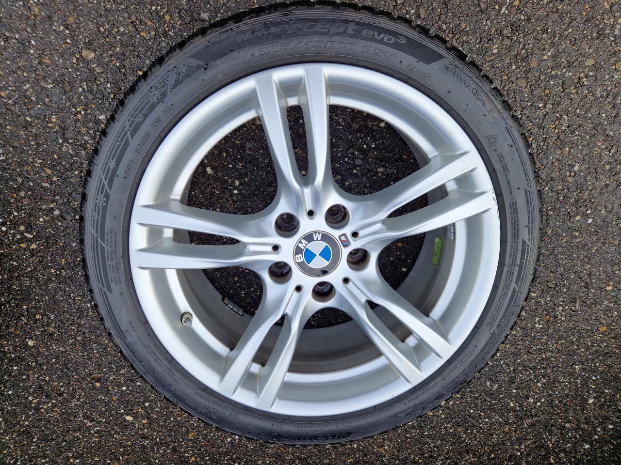 18 inch BMW Winterset breedset in zeer goede staat!! F30 F31 F32 F20 F21