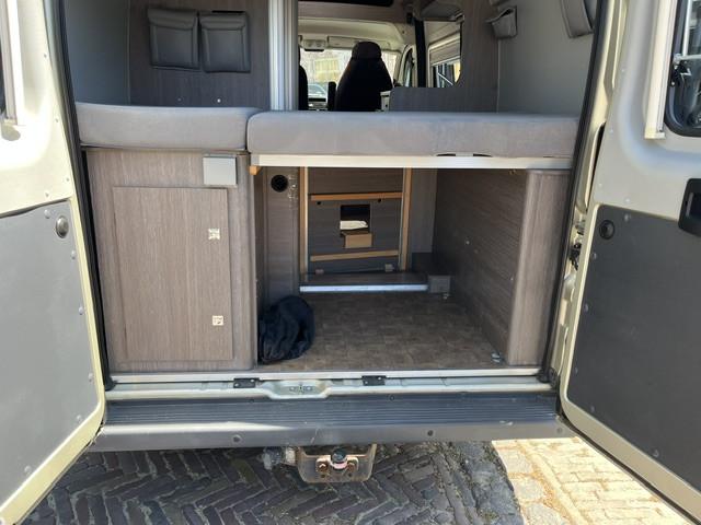 Camper