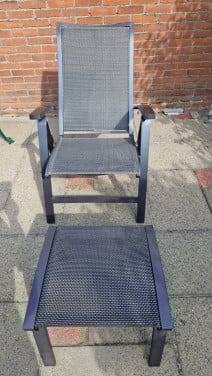 Tuinstoelen (4) incl. 2 voetenbankjes