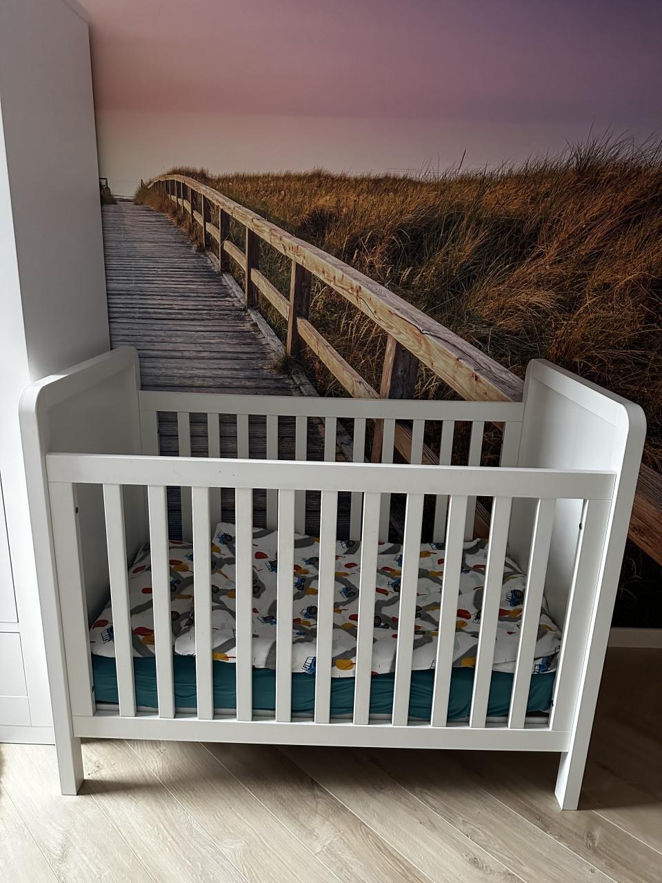 Kidsmill ledikantje/baby bedje 60 x 120