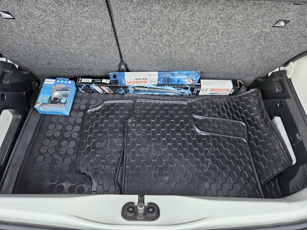 Volkswagen UP! 1.0 tsi bmt high up! 5-deurs | cruisec. | pdc | rijklaar inc