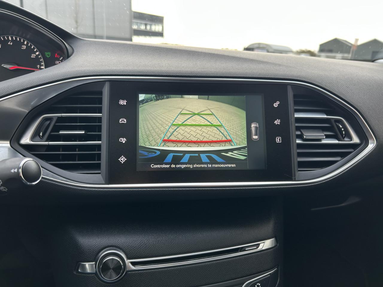 Peugeot 308 1.6 THP Allure 157 PK/PANO/CRUISE CONTR/KEY-LESS