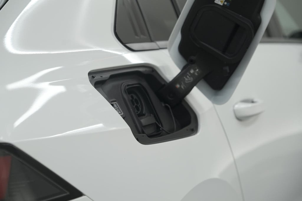 Opel Astra electric 54 kwh gs ultimate | elektrisch panoramdak | 360 camera