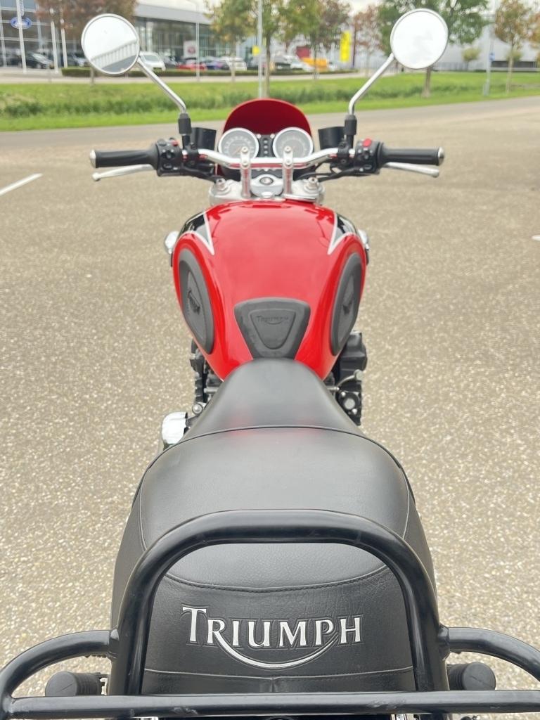 Triumph Thunderbird sport