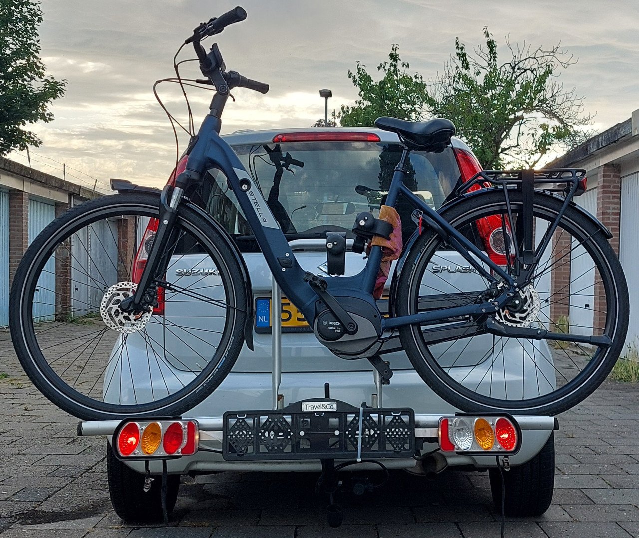 Stella E-bike  Livorno 28”  inclusief fietsendrager en oprijgoot