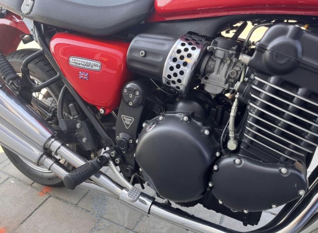 Triumph Onbekend thunderbird sport 900
