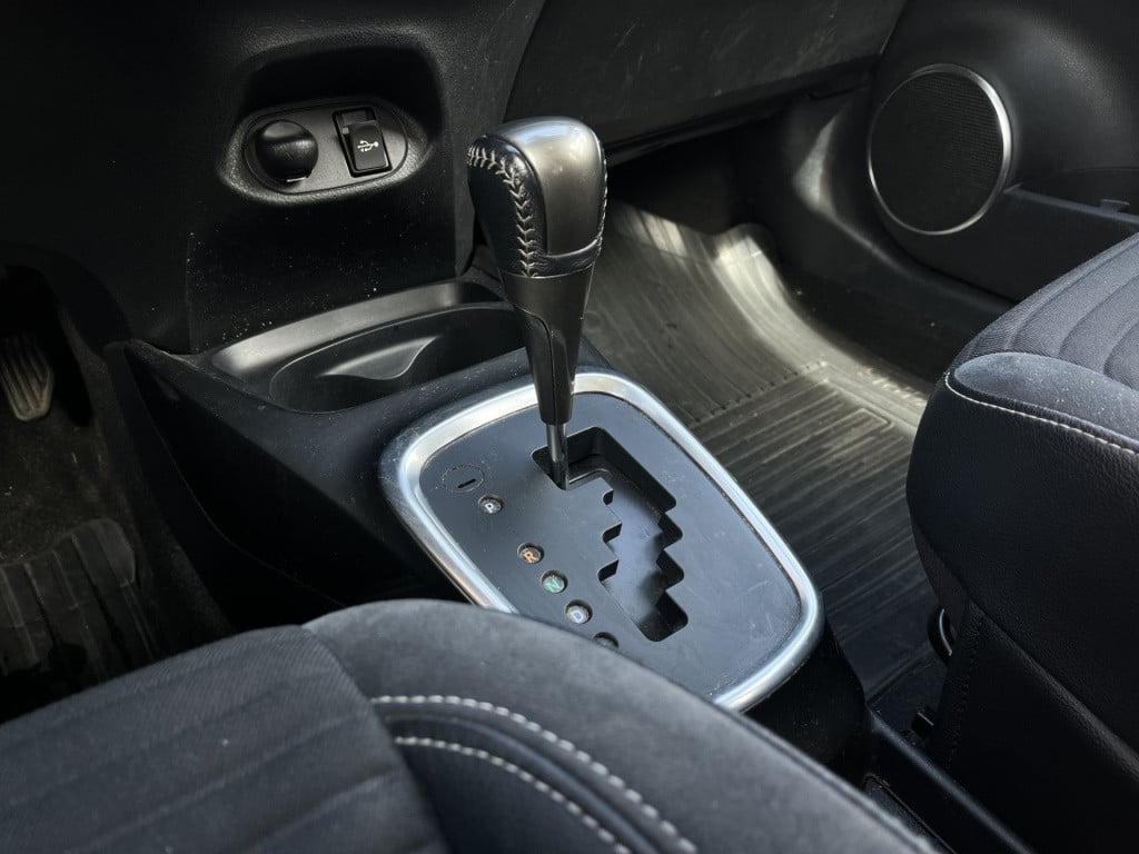 Toyota Yaris 1.5 hybrid dynamic | navi | camera |