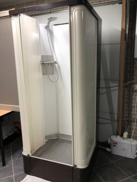 Nooddouche,tijdelijke douche
