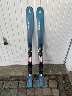 Ski’s Atomic Vantage Jr 130 cm, incl skistokken 100 cm
