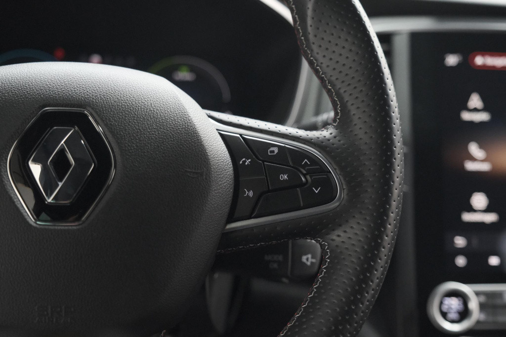 Renault Megane 1.6 plug-in hybrid 160 r.s. line | camera | head-up display 
