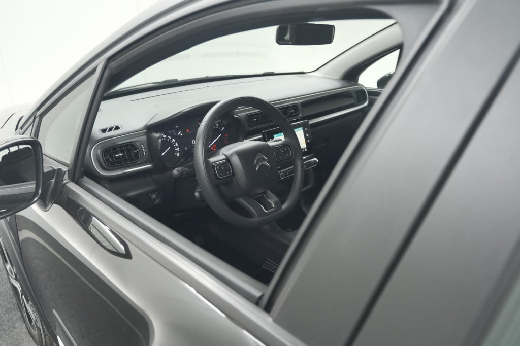 Citroen C3 puretech 82 plus | parkeersensoren | navigatie | apple carplay