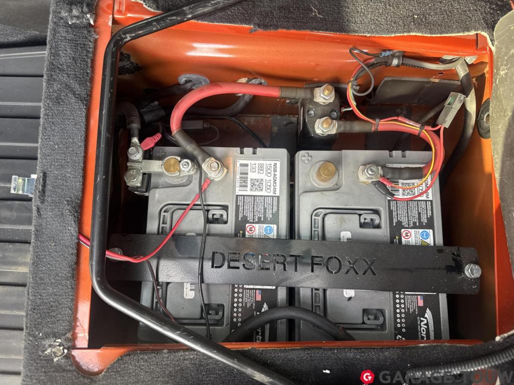 Land Rover Defender 2.2 d sw 90" adventure+ limited edition