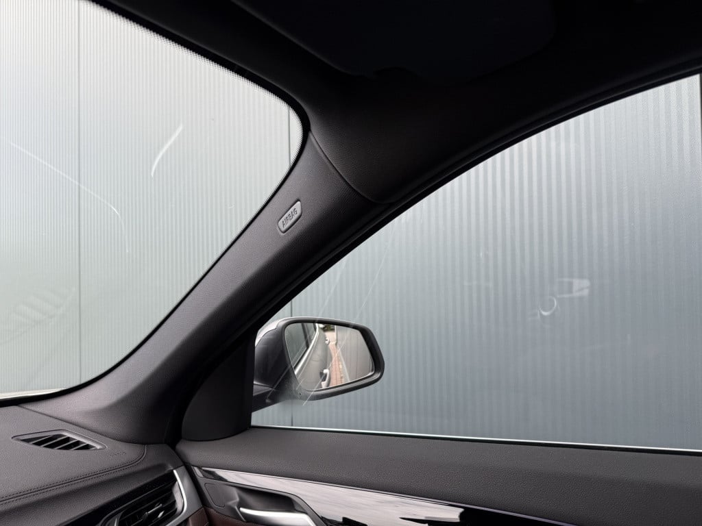 BMW X1 x-drive20i automaat high executive