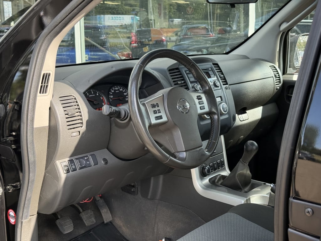 Nissan Navara 2.5 dci optima king cab | nl-auto | 1e eig | 3t trekhaak | ai