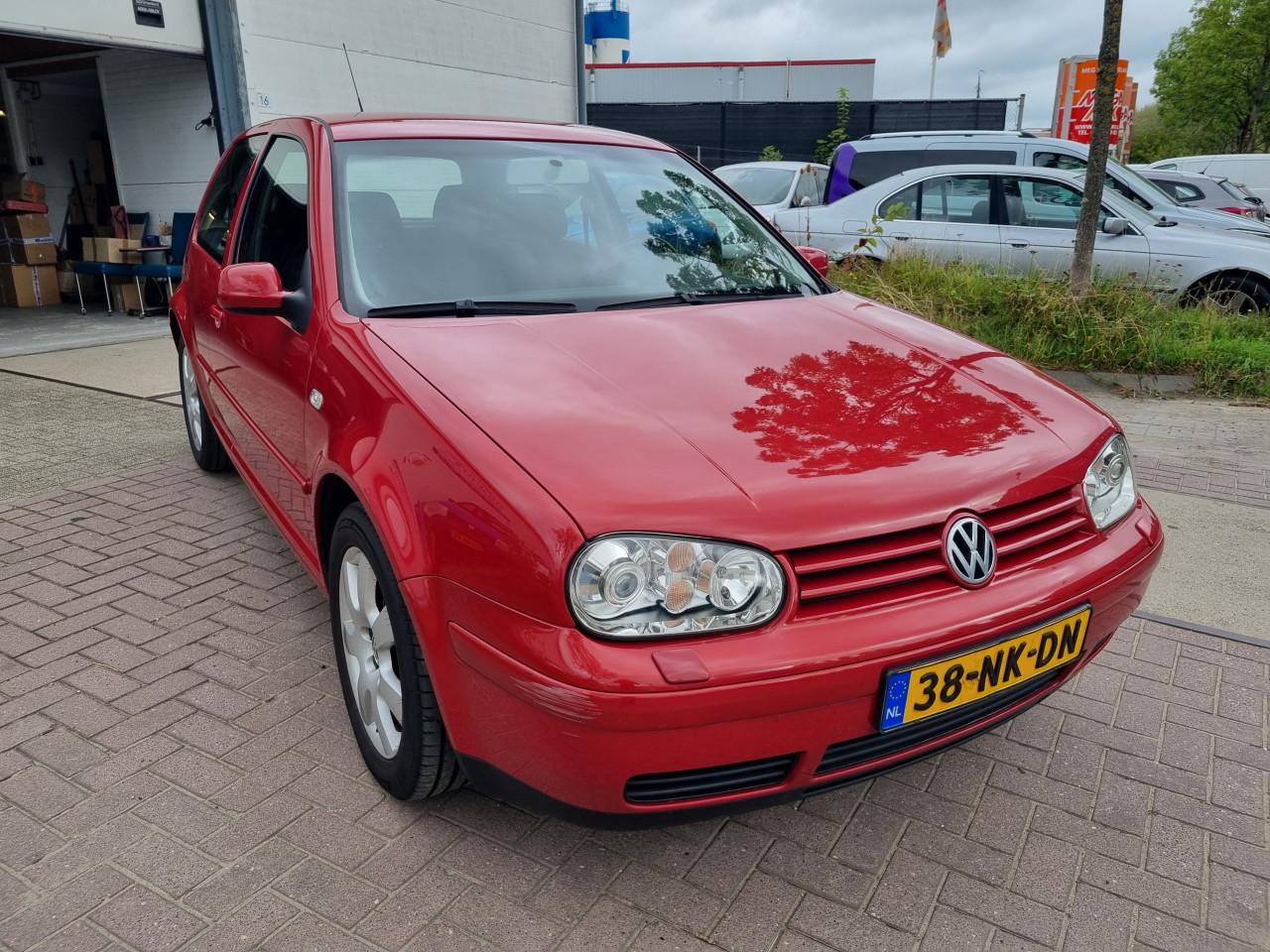 Volkswagen Golf 1.6-16V Sportline | Trekhaak | Cruise control!