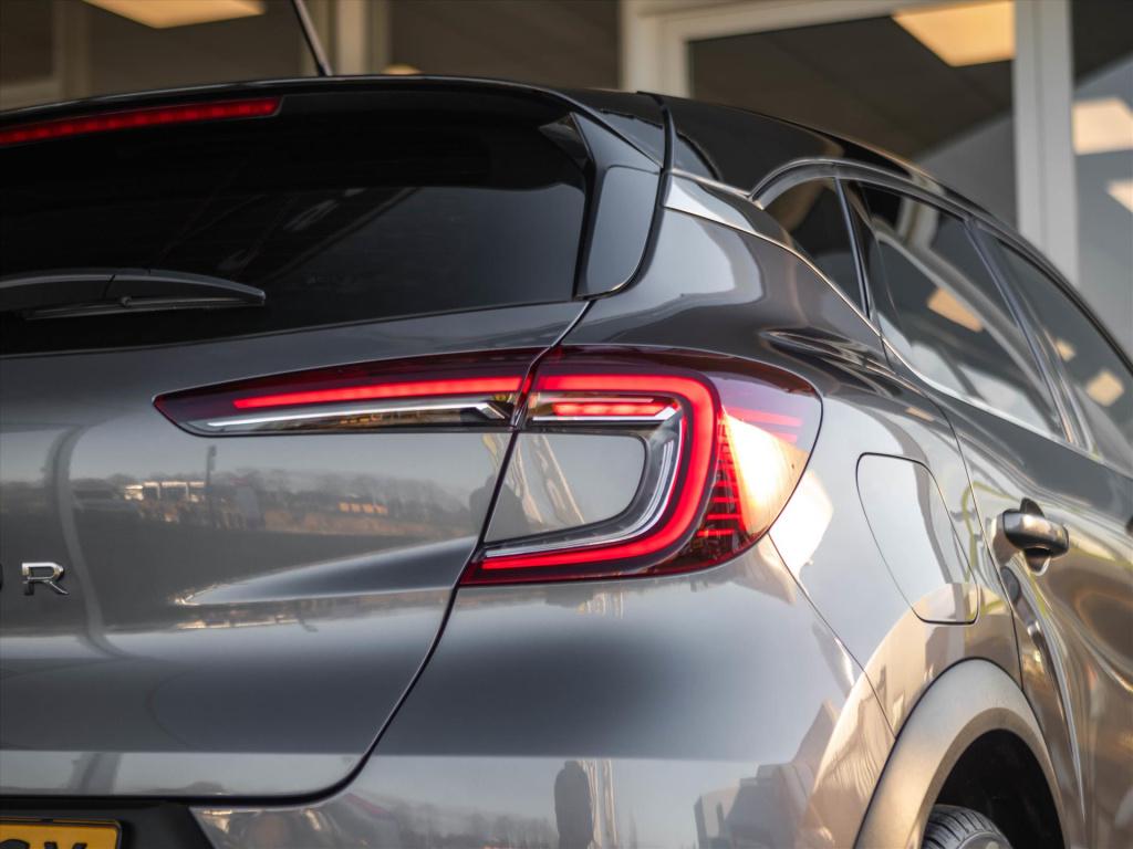 Renault Captur 1.3 tce 140pk intens automaat | camera | navigatie | carplay