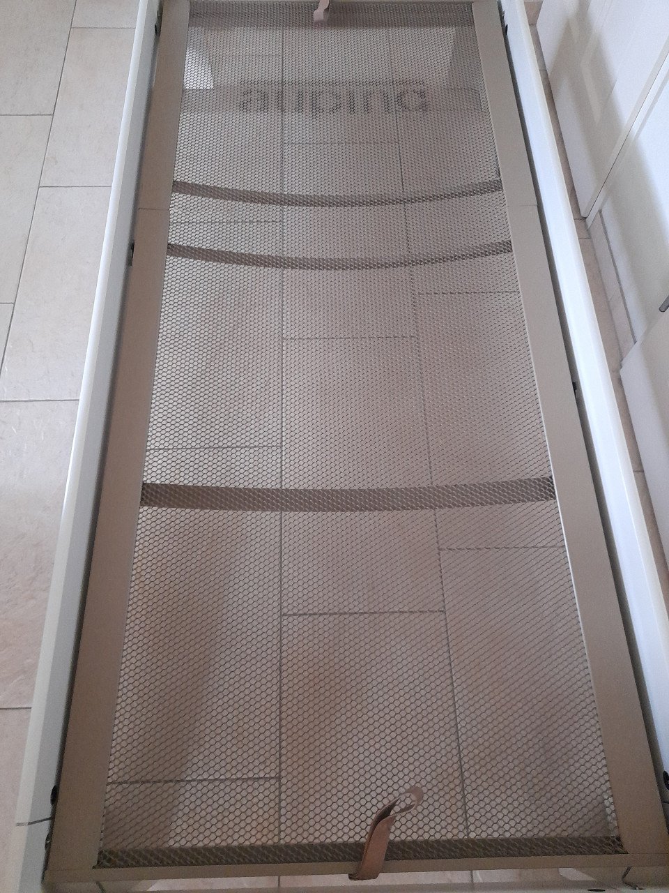 Auping bed ( hand verstelbaar ) 90 x 200 (in goede staat )
