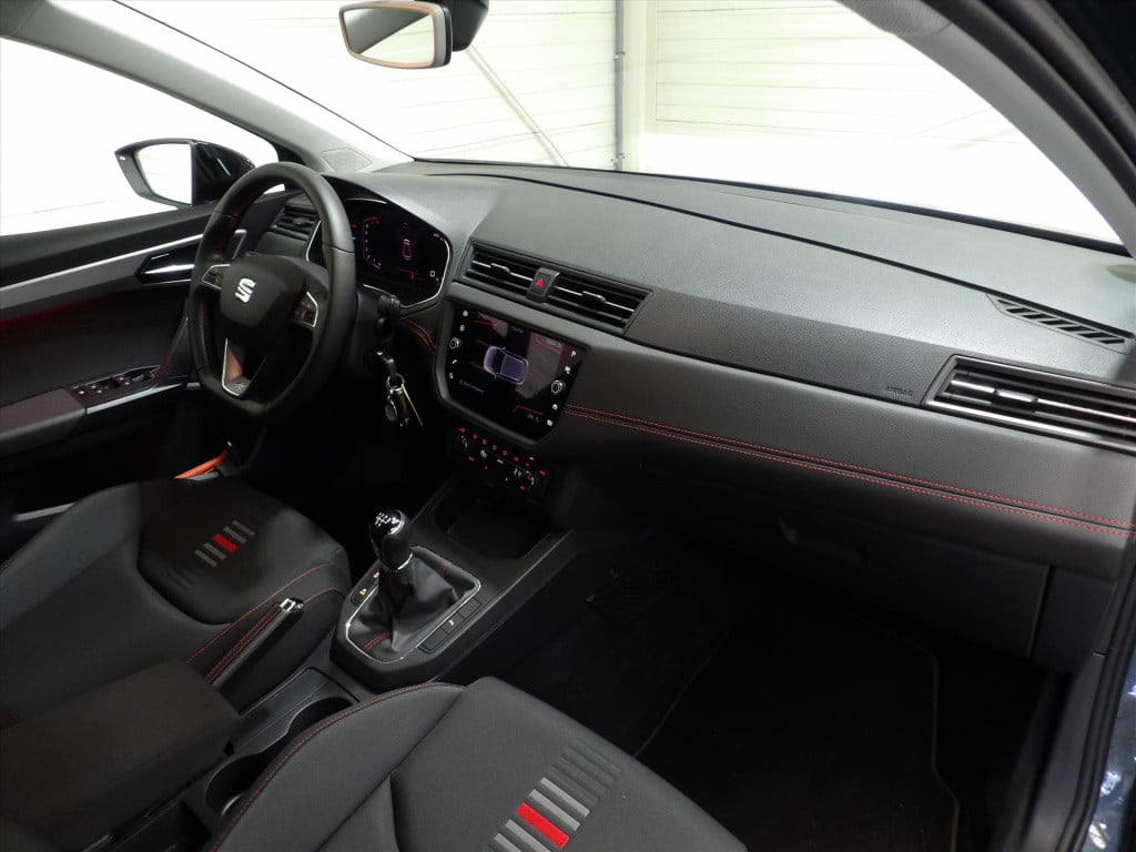 Seat Ibiza 1.0 ecotsi 95pk fr business intense