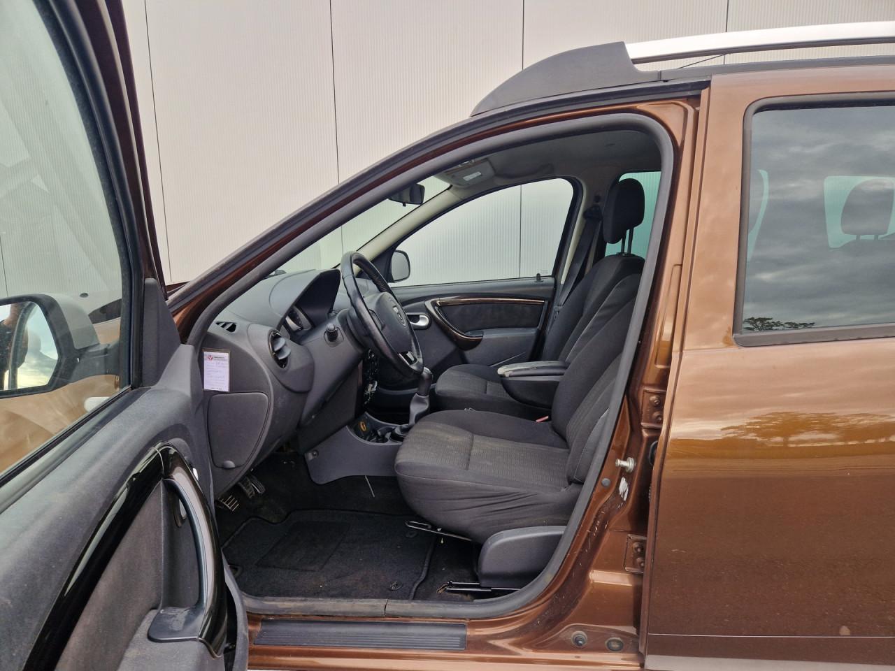 Dacia Duster 1.6 Lauréate 2wd