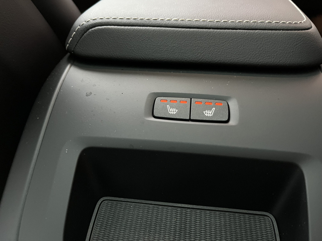 Volvo XC60 2.0 t8 awd polestar engineered | bowers&wilkins | pano | 22 inch