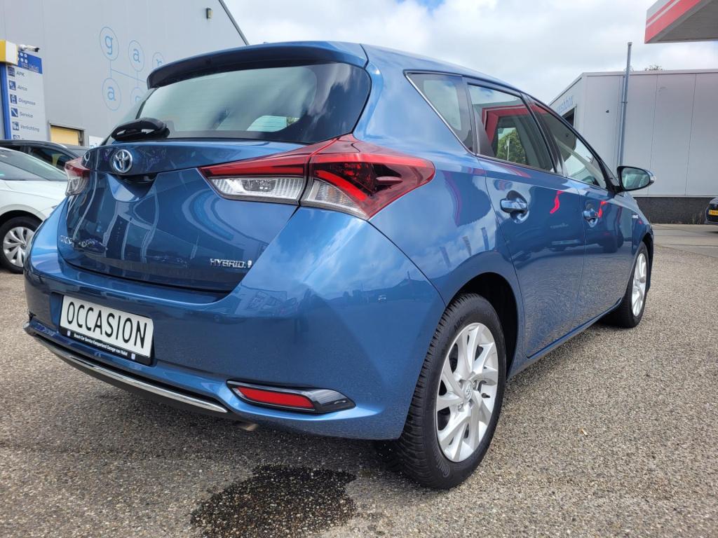 Toyota Auris 1.8 hybrid executive automaat