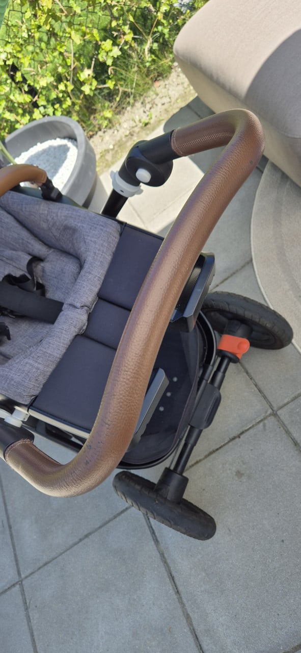 Stokke Trailz nette degelijke kinderwagen