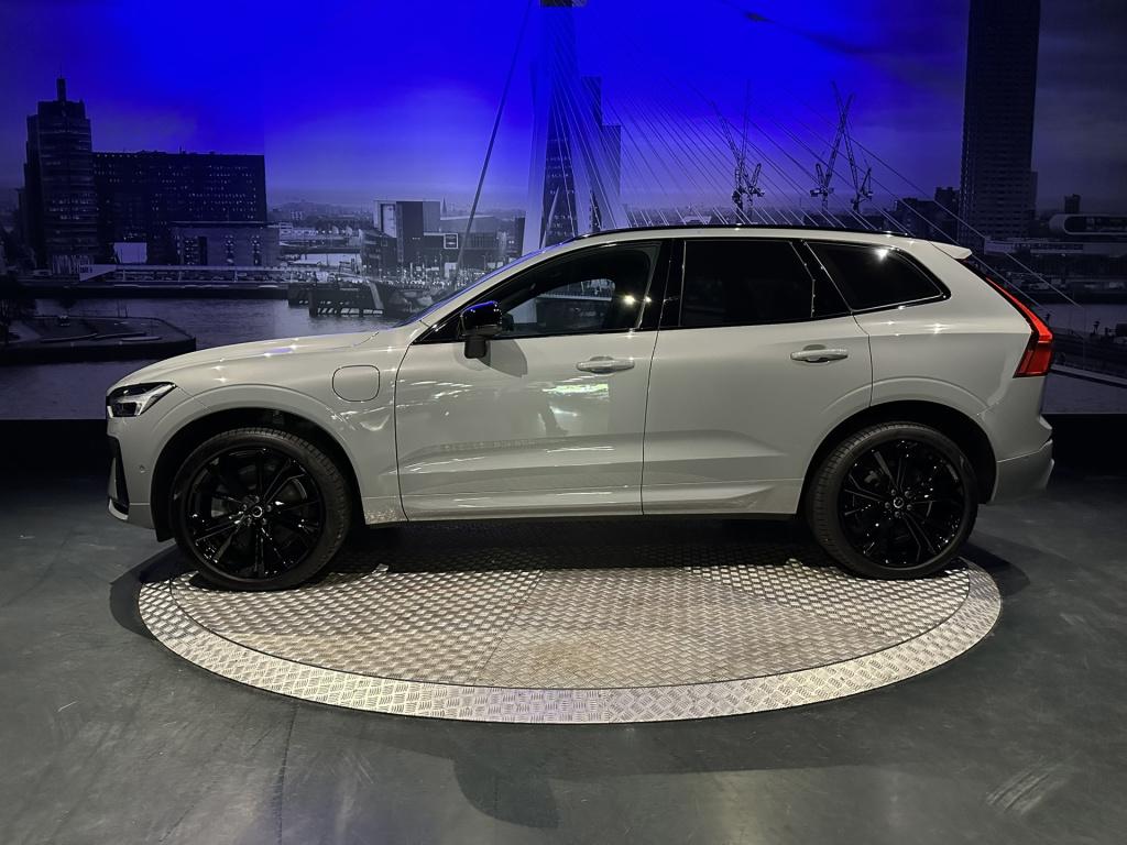 Volvo XC60 2.0 t8 plug-in hybrid awd plus black edition *nieuw model*