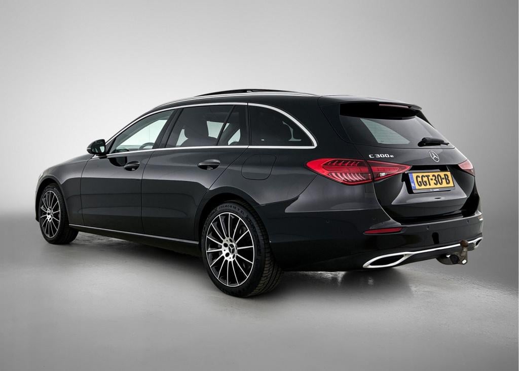 Mercedes-Benz C-Klasse estate 300 e plug-in hybride | panoramadank |  trekh