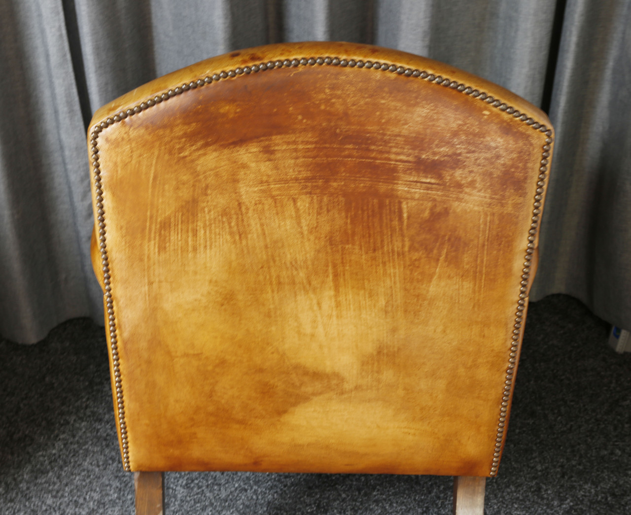 Meubels - 2 schapenleder bijzet fauteuils - bruin